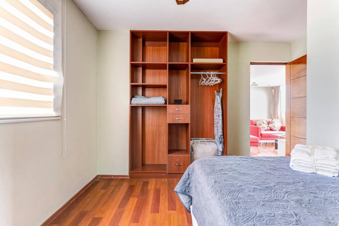 Apartamentos Estela En Alameda Colonial - 5Km Aeropuerto Jorge Chavez Lima Luaran gambar